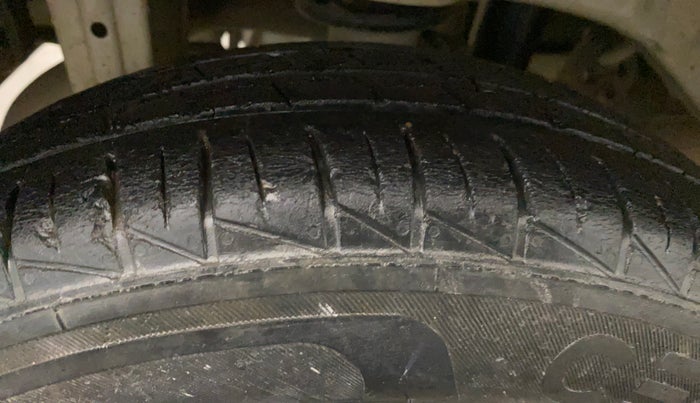 2020 Maruti Alto VXI, Petrol, Manual, 74,044 km, Right Rear Tyre Tread