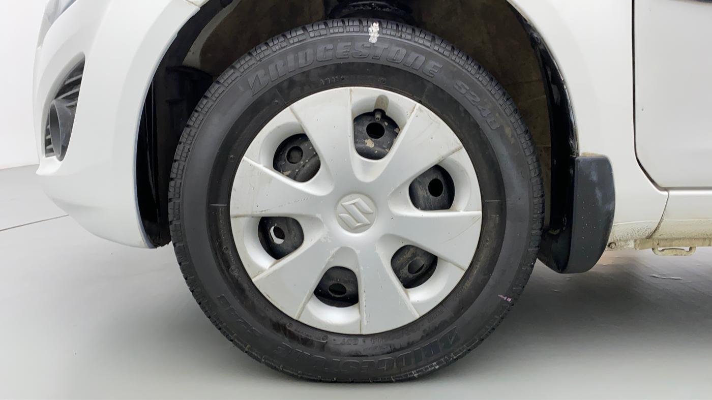 2014 Maruti Ritz VXI Elate Limited Edition, Petrol, Manual, 65,353 km, Left Front Wheel