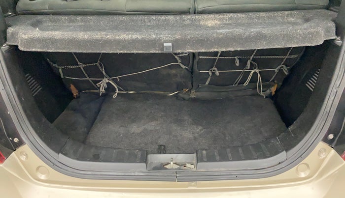 2013 Maruti Wagon R 1.0 VXI, Petrol, Manual, 33,996 km, Boot Inside