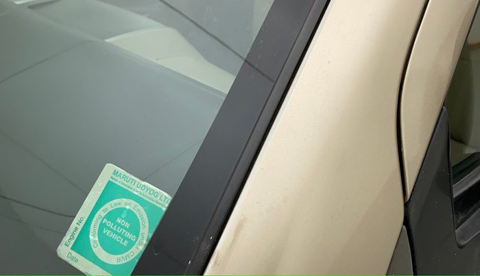 2013 Maruti Wagon R 1.0 VXI, Petrol, Manual, 33,996 km, Left A pillar - Paint is slightly faded