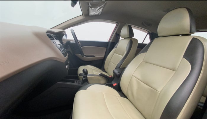 2016 Hyundai Elite i20 SPORTZ 1.2, Petrol, Manual, 86,372 km, Right Side Front Door Cabin