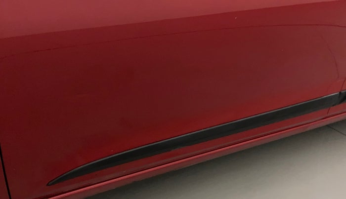 2016 Hyundai Elite i20 SPORTZ 1.2, Petrol, Manual, 86,372 km, Front passenger door - Slightly dented