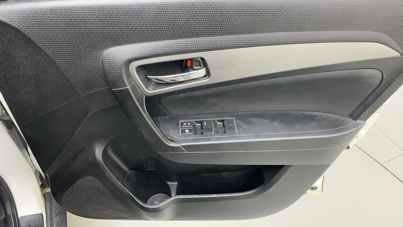 2019 Maruti Vitara Brezza ZDI AMT, Diesel, Automatic, 80,977 km, Driver Side Door Panels Control