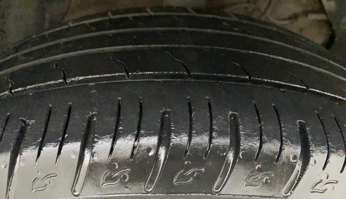 2019 Maruti Vitara Brezza ZDI AMT, Diesel, Automatic, 80,977 km, Right Front Tyre Tread