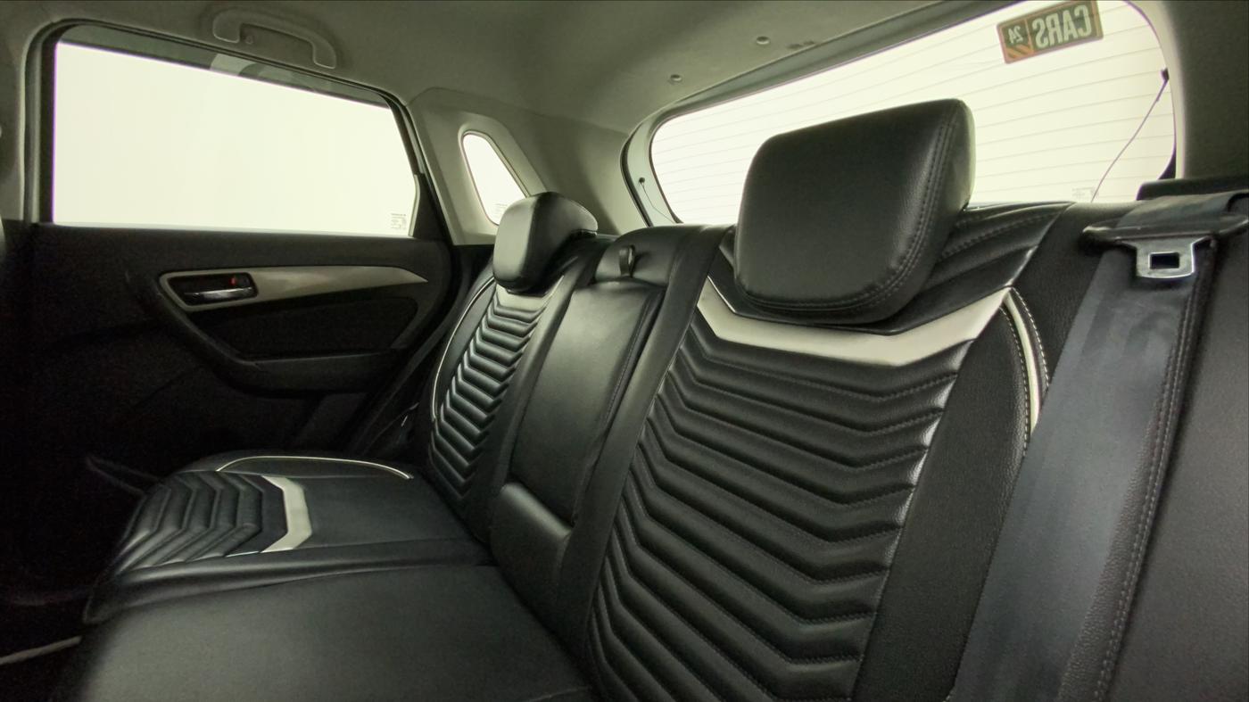 2019 Maruti Vitara Brezza ZDI AMT, Diesel, Automatic, 80,977 km, Right Side Rear Door Cabin