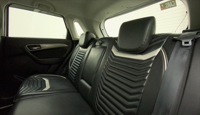 2019 Maruti Vitara Brezza ZDI AMT, Diesel, Automatic, 80,977 km, Right Side Rear Door Cabin