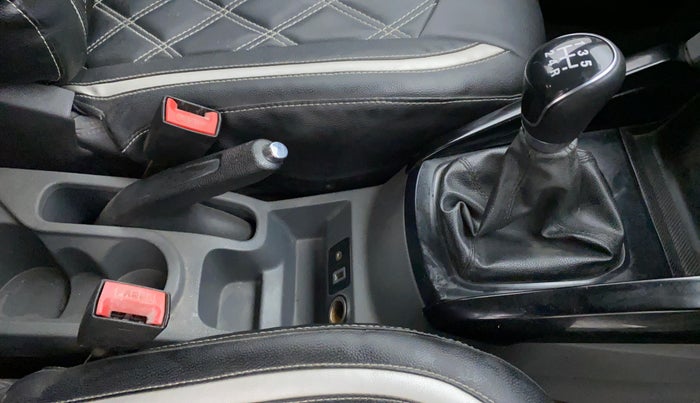 2013 Ford Ecosport 1.5 TITANIUMTDCI OPT, Diesel, Manual, 81,227 km, Gear Lever