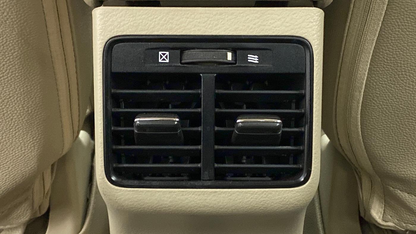 2016 Maruti Ciaz VXI, Petrol, Manual, 54,991 km, Rear AC Vents