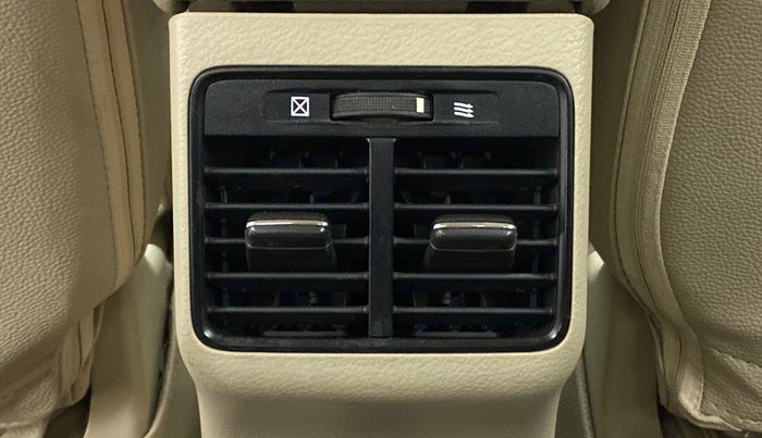 2016 Maruti Ciaz VXI, Petrol, Manual, 54,991 km, Rear AC Vents