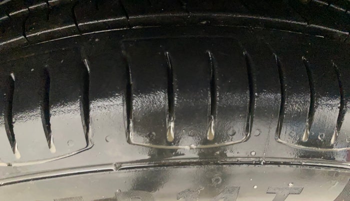 2018 Tata Tiago XZ PETROL, Petrol, Manual, 41,685 km, Right Front Tyre Tread