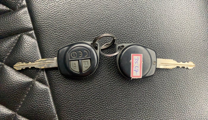 2017 Maruti Baleno DELTA DIESEL 1.3, Diesel, Manual, 86,212 km, Key Close Up