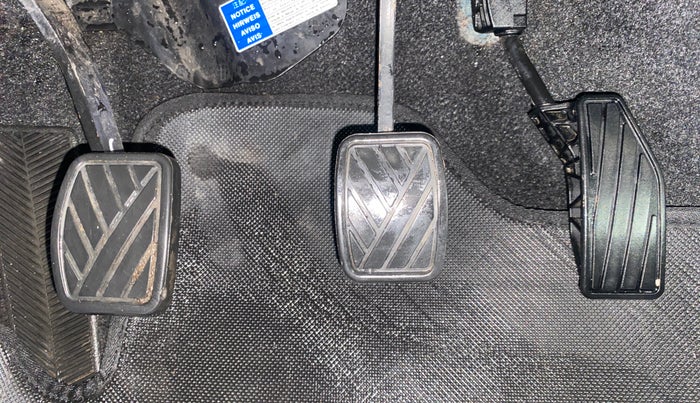 2017 Maruti Baleno DELTA DIESEL 1.3, Diesel, Manual, 86,212 km, Pedals