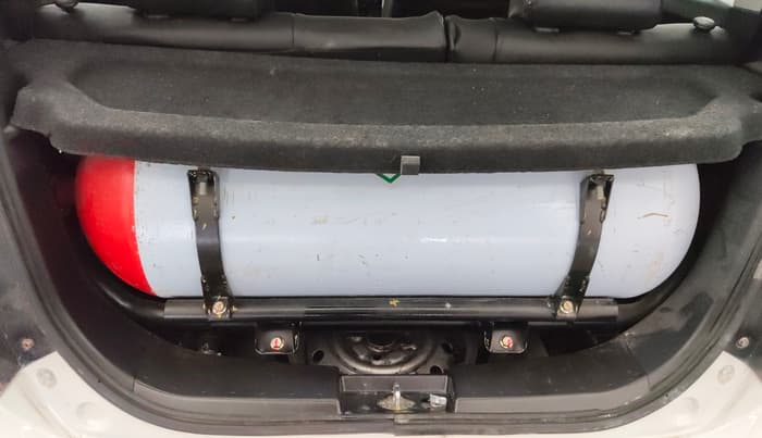 2016 Maruti Wagon R 1.0 LXI CNG, CNG, Manual, 55,792 km, Boot Inside