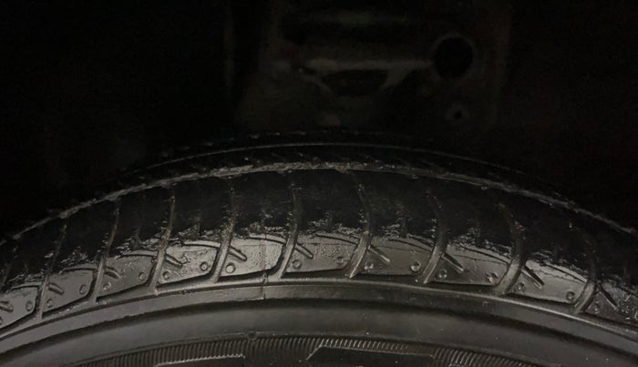 2019 Maruti New Wagon-R VXI (O) 1.2, Petrol, Manual, 17,624 km, Left Front Tyre Tread