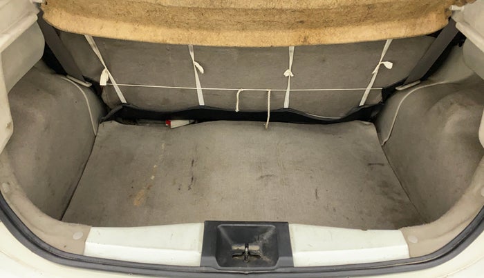 2016 Renault Pulse RXL PETROL, Petrol, Manual, 75,802 km, Boot Inside