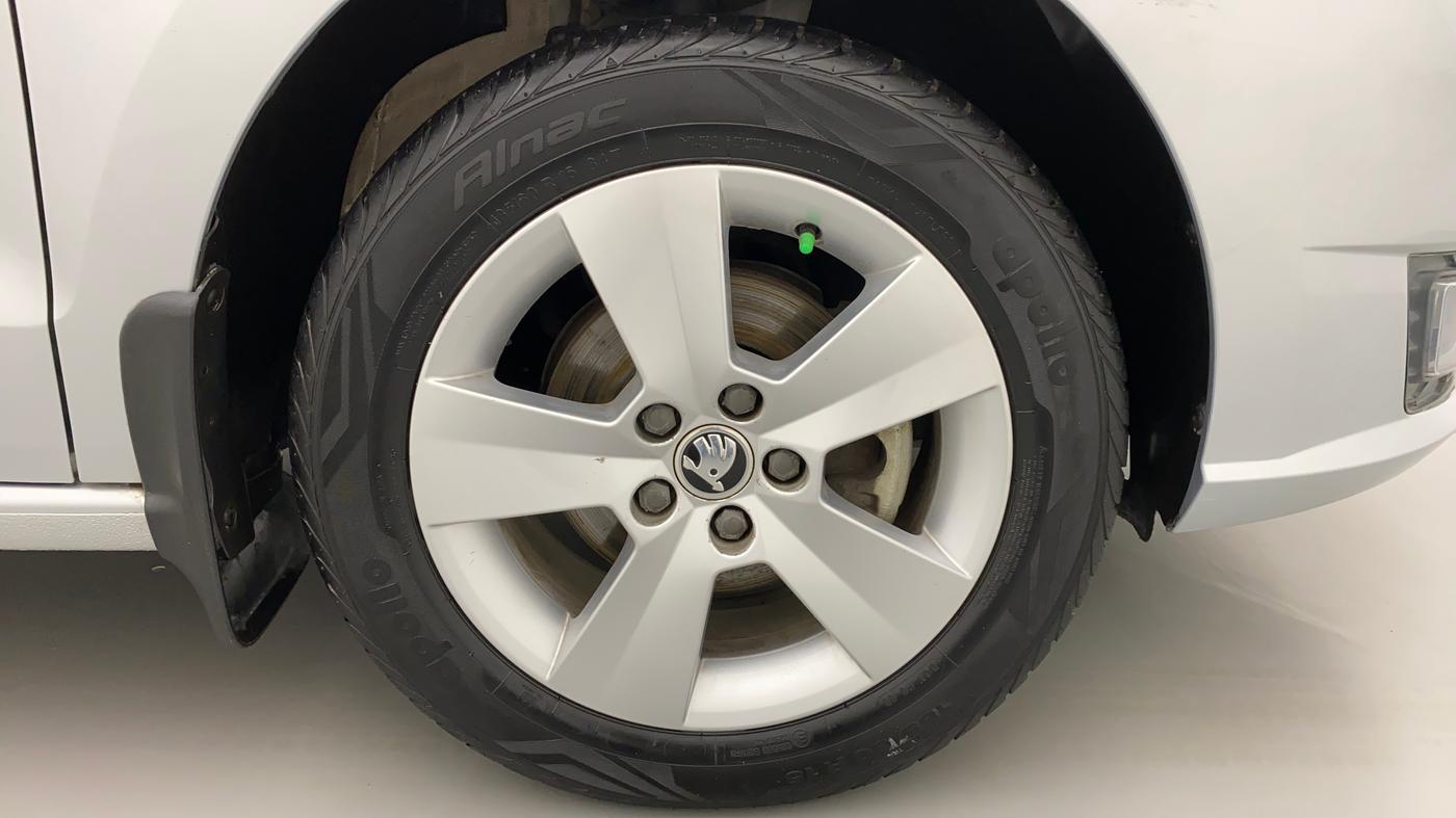 2019 Skoda Rapid AMBITION 1.6 MPFI MT, Petrol, Manual, 17,530 km, Right Front Wheel