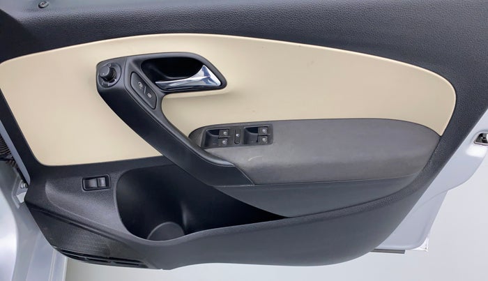 2019 Skoda Rapid AMBITION 1.6 MPFI MT, Petrol, Manual, 17,530 km, Driver Side Door Panels Control