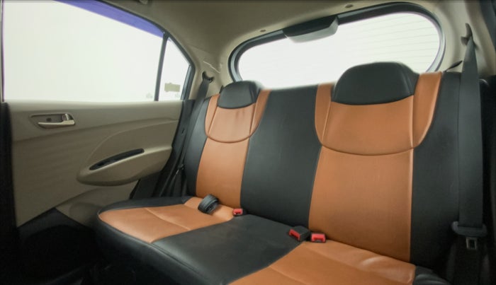 2019 Hyundai NEW SANTRO SPORTZ MT, Petrol, Manual, 17,177 km, Right Side Rear Door Cabin