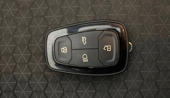 2020 Tata ALTROZ XT PETROL, Petrol, Manual, 44,220 km, Key Close Up