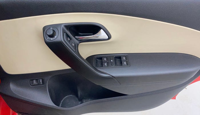 2017 Skoda Rapid STYLE 1.5 TDI AT, Diesel, Automatic, 64,583 km, Driver Side Door Panels Control