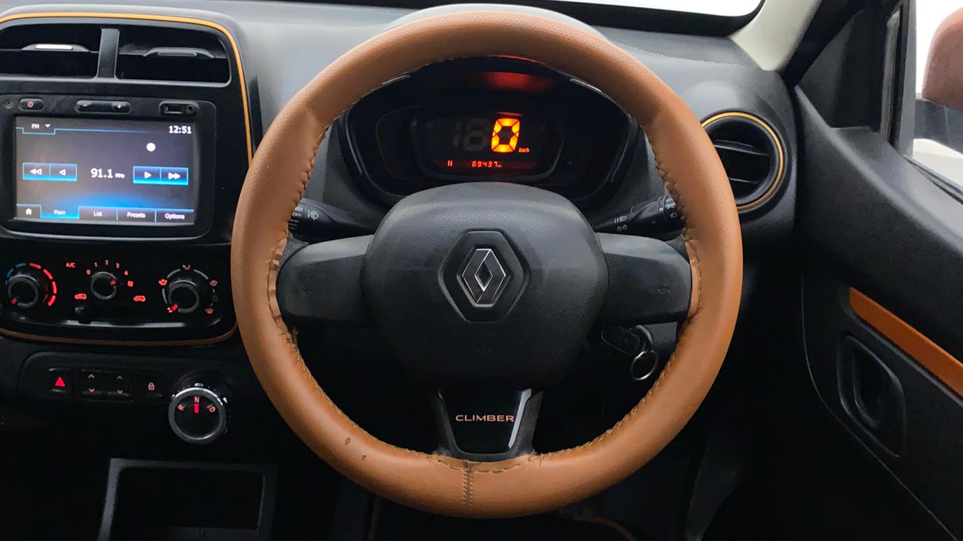 2018 Renault Kwid CLIMBER 1.0 AMT, Petrol, Automatic, 69,995 km, Steering Wheel Close Up