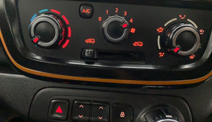 2018 Renault Kwid CLIMBER 1.0 AMT, Petrol, Automatic, 69,815 km, Dashboard - Air Re-circulation knob is not working