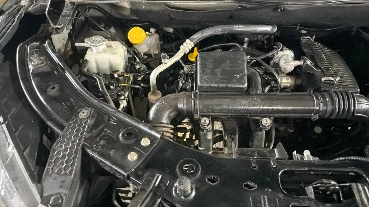 2022 Nissan MAGNITE XL, Petrol, Manual, 21,471 km, Engine View - Right