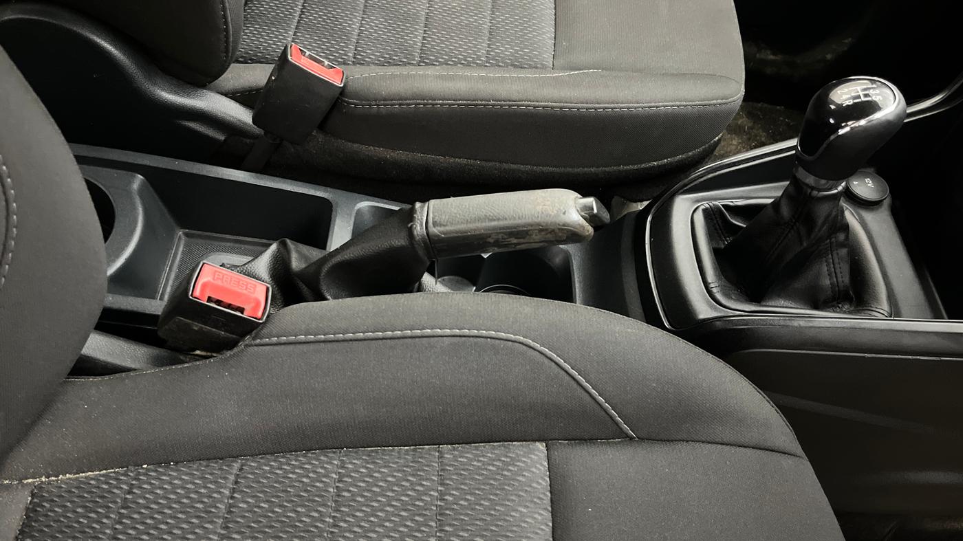 2019 Ford Ecosport AMBIENTE 1.5L PETROL, Petrol, Manual, 88,779 km, Gear Lever