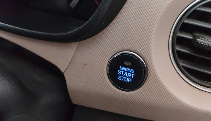 2016 Hyundai Grand i10 ASTA (O) 1.2 KAPPA VTVT, Petrol, Manual, 83,338 km, Keyless Start/ Stop Button