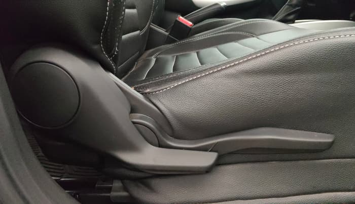 2019 Maruti Baleno ZETA CVT PETROL 1.2, Petrol, Automatic, 36,209 km, Driver Side Adjustment Panel