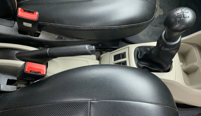 2019 Maruti Alto VXI, Petrol, Manual, 29,268 km, Gear Lever