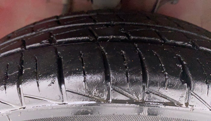 2019 Maruti Alto VXI, Petrol, Manual, 29,268 km, Right Front Tyre Tread