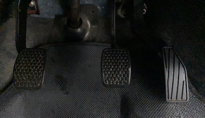 2019 Maruti Alto VXI, Petrol, Manual, 29,268 km, Pedals