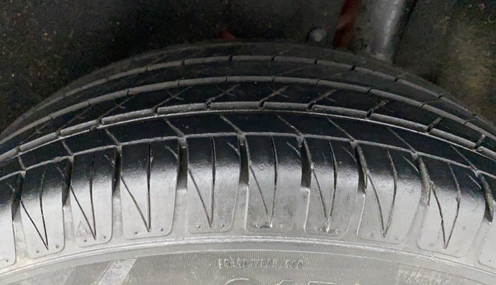 2019 Maruti Vitara Brezza ZDI AMT, Diesel, Automatic, 31,785 km, Left Rear Tyre Tread