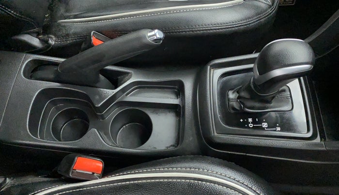 2019 Maruti Vitara Brezza ZDI AMT, Diesel, Automatic, 31,785 km, Gear Lever
