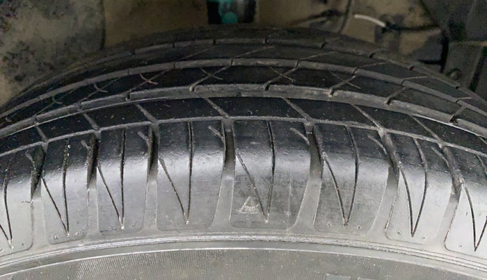 2019 Maruti Vitara Brezza ZDI AMT, Diesel, Automatic, 31,785 km, Right Front Tyre Tread