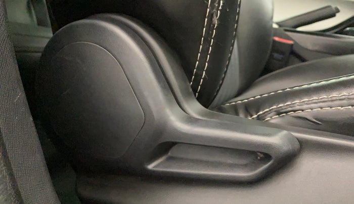 2024 Tata NEXON Pure 1.2 iCNG, CNG, Manual, 88,371 km, Driver Side Adjustment Panel