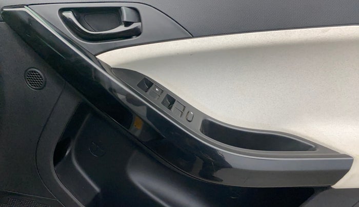 2024 Tata NEXON Pure 1.2 iCNG, CNG, Manual, 88,371 km, Driver Side Door Panels Control