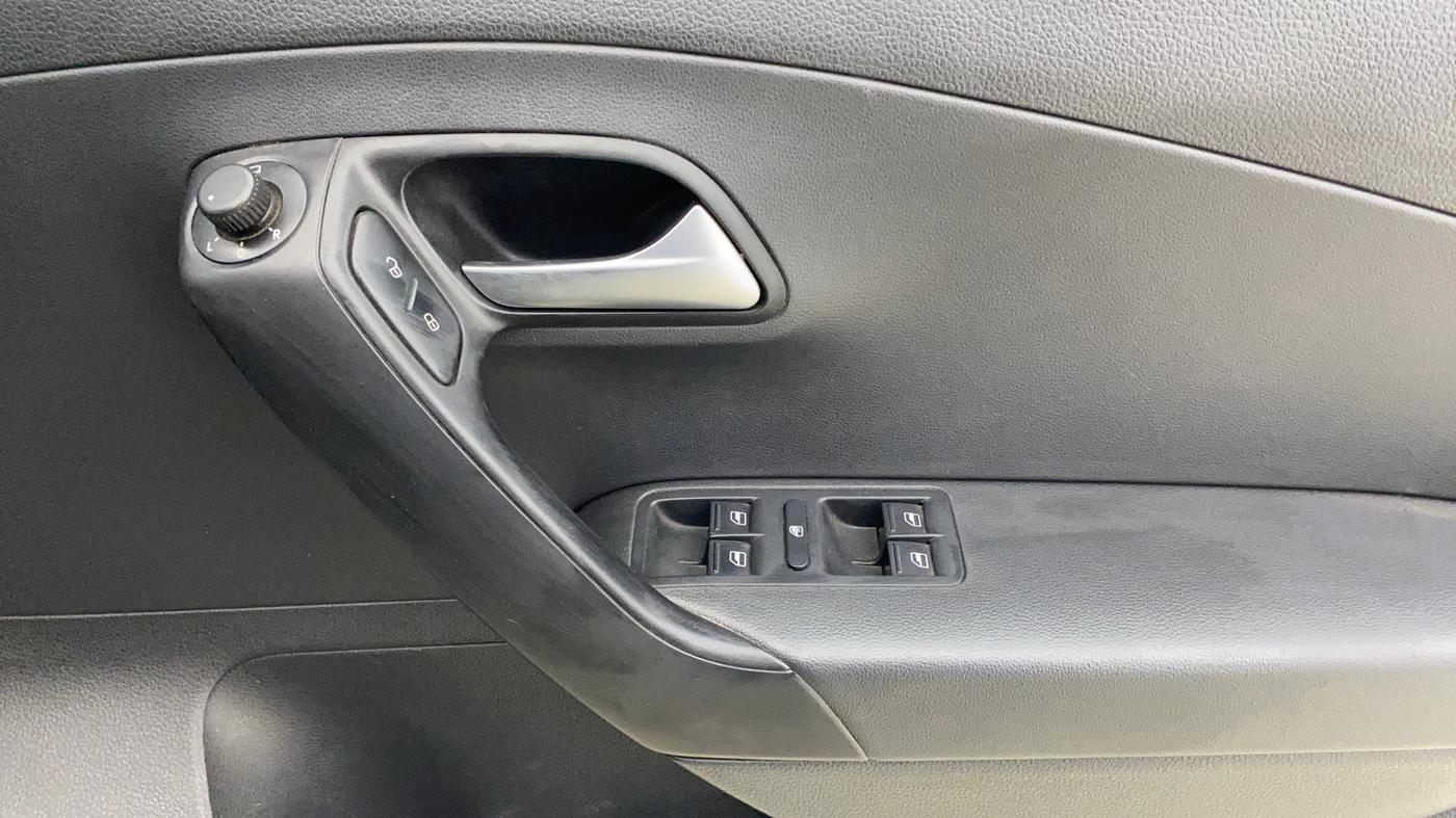 2019 Volkswagen Polo GT TSI AT, Petrol, Automatic, 54,422 km, Driver Side Door Panels Control