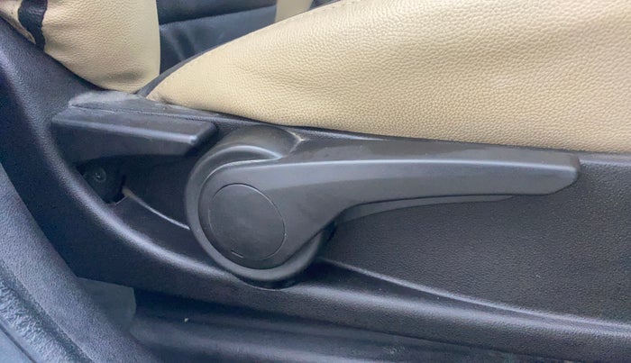 2015 Tata Zest XT PETROL, Petrol, Manual, 68,529 km, Driver Side Adjustment Panel