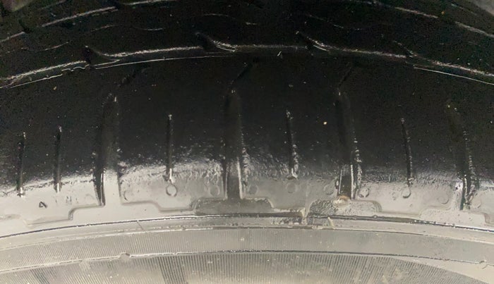 2015 Tata Zest XT PETROL, Petrol, Manual, 68,529 km, Right Rear Tyre Tread