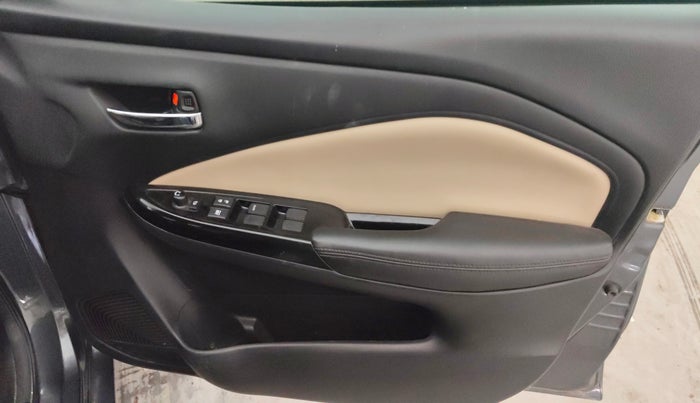 2024 Toyota Glanza V AMT, Petrol, Automatic, 1,00,247 km, Driver Side Door Panels Control