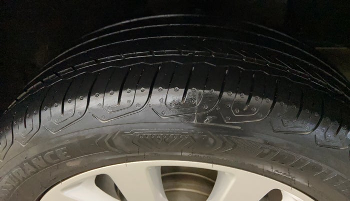 2023 MG ASTOR SUPER 1.5 MT, Petrol, Manual, 20,780 km, Left Rear Tyre Tread