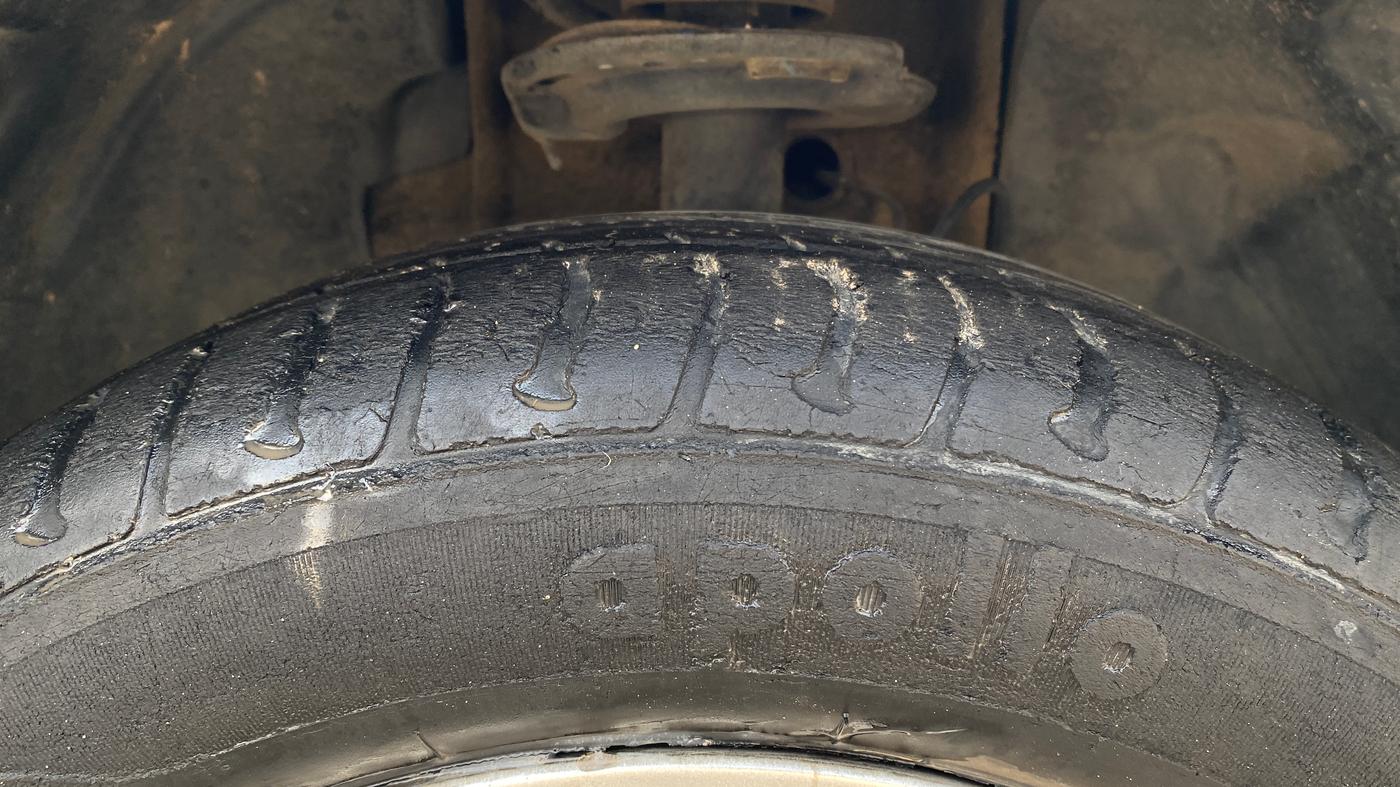 2018 Tata Tiago XZ PETROL, Petrol, Manual, 32,855 km, Right Front Tyre Tread