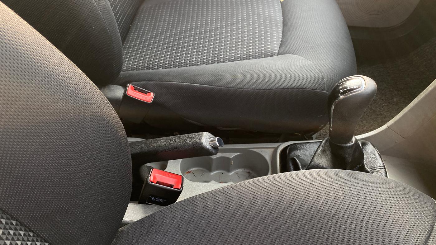 2018 Tata Tiago XZ PETROL, Petrol, Manual, 32,855 km, Gear Lever