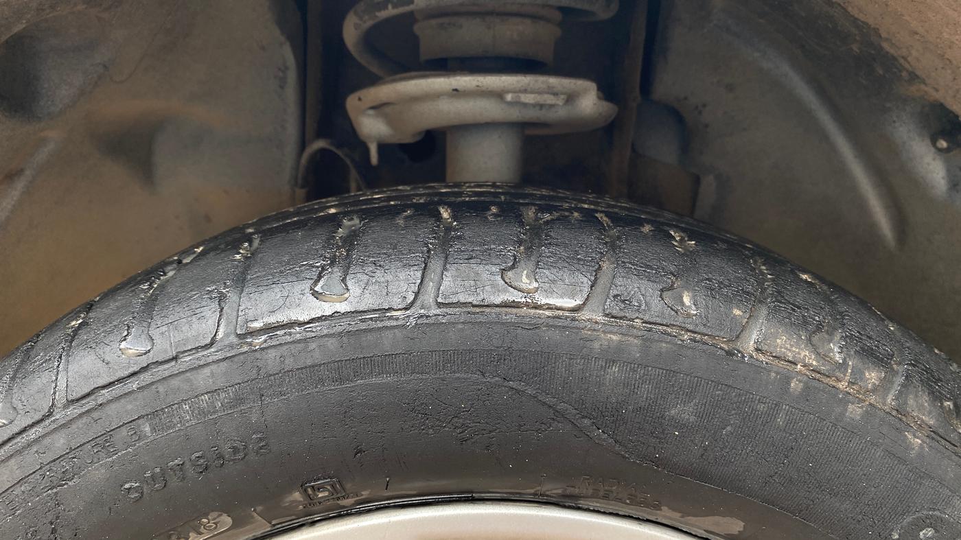 2018 Tata Tiago XZ PETROL, Petrol, Manual, 32,855 km, Left Front Tyre Tread