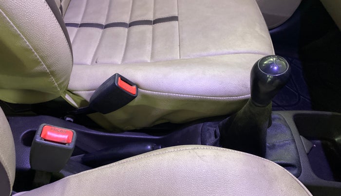 2016 Hyundai Eon SPORTZ, Petrol, Manual, 55,157 km, Gear Lever