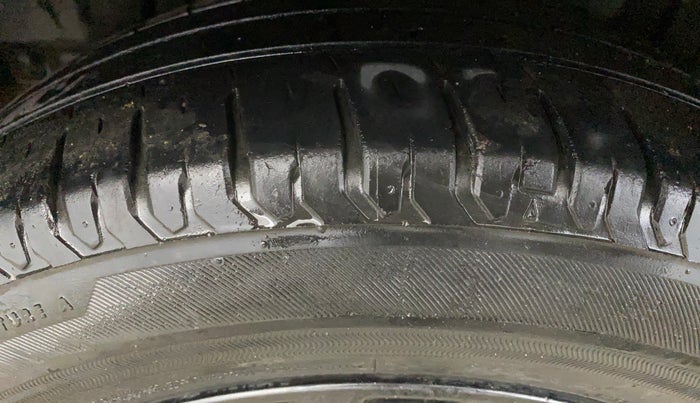 2019 Maruti XL6 ZETA AT, Petrol, Automatic, 59,561 km, Right Rear Tyre Tread