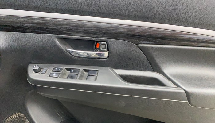 2019 Maruti XL6 ZETA AT, Petrol, Automatic, 59,561 km, Driver Side Door Panels Control