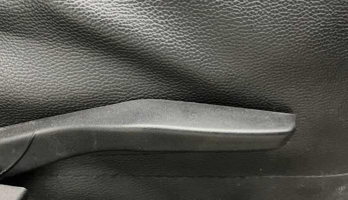 2024 Maruti Swift VXI, Petrol, Manual, 28,064 km, Driver Side Adjustment Panel